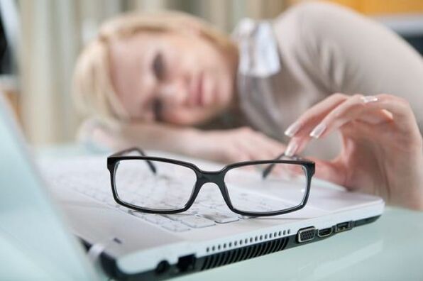 Reduction of vision and its renewal